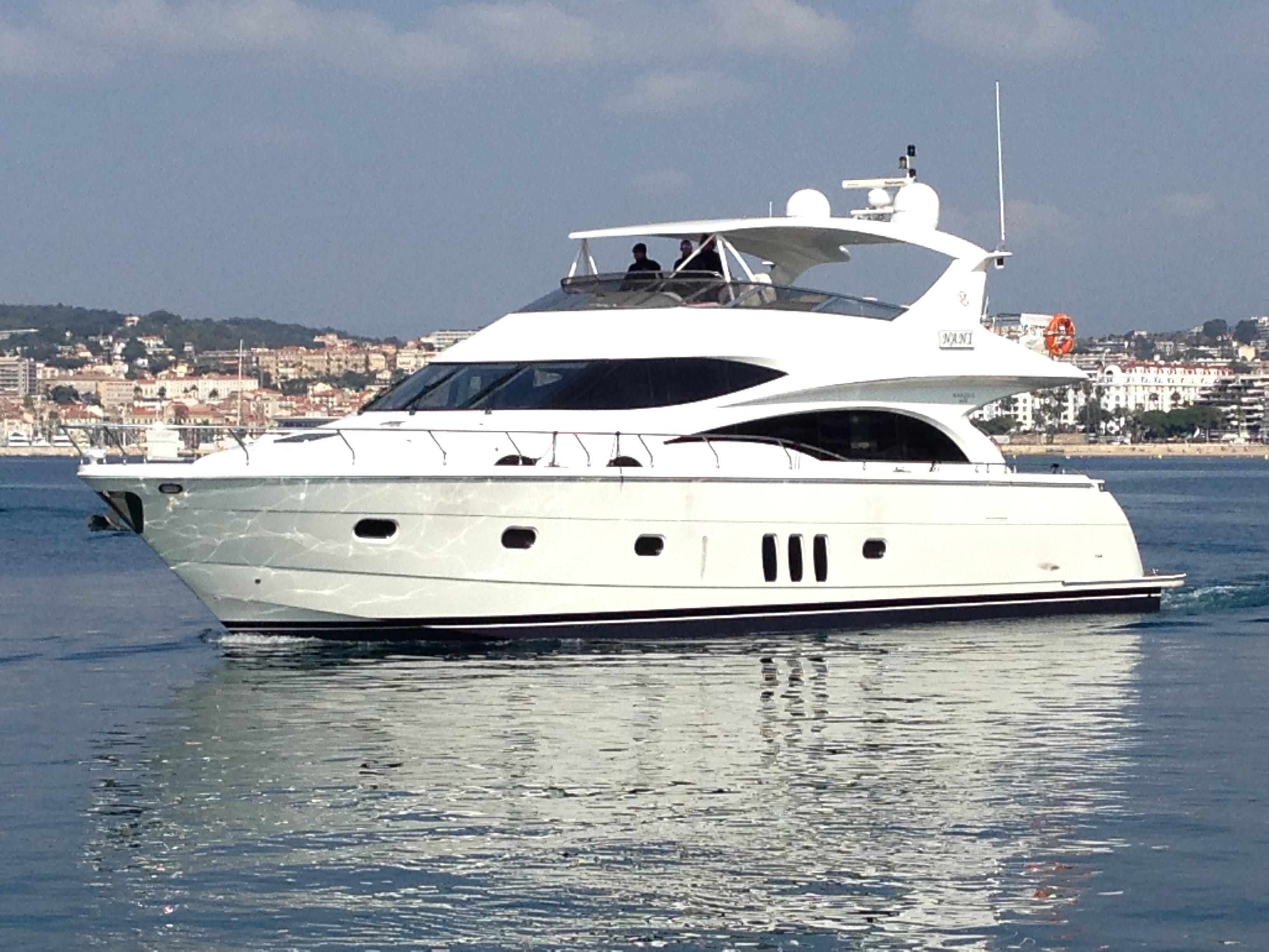 Marquis 690, Cannes